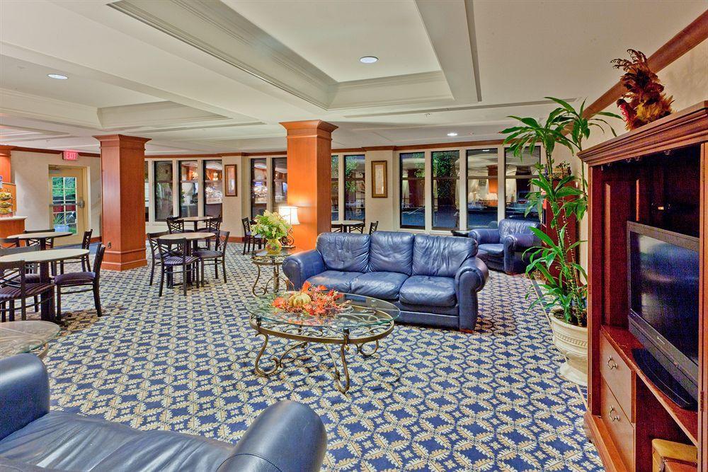 Holiday Inn Express And Suites Winchester By Ihg Interior photo