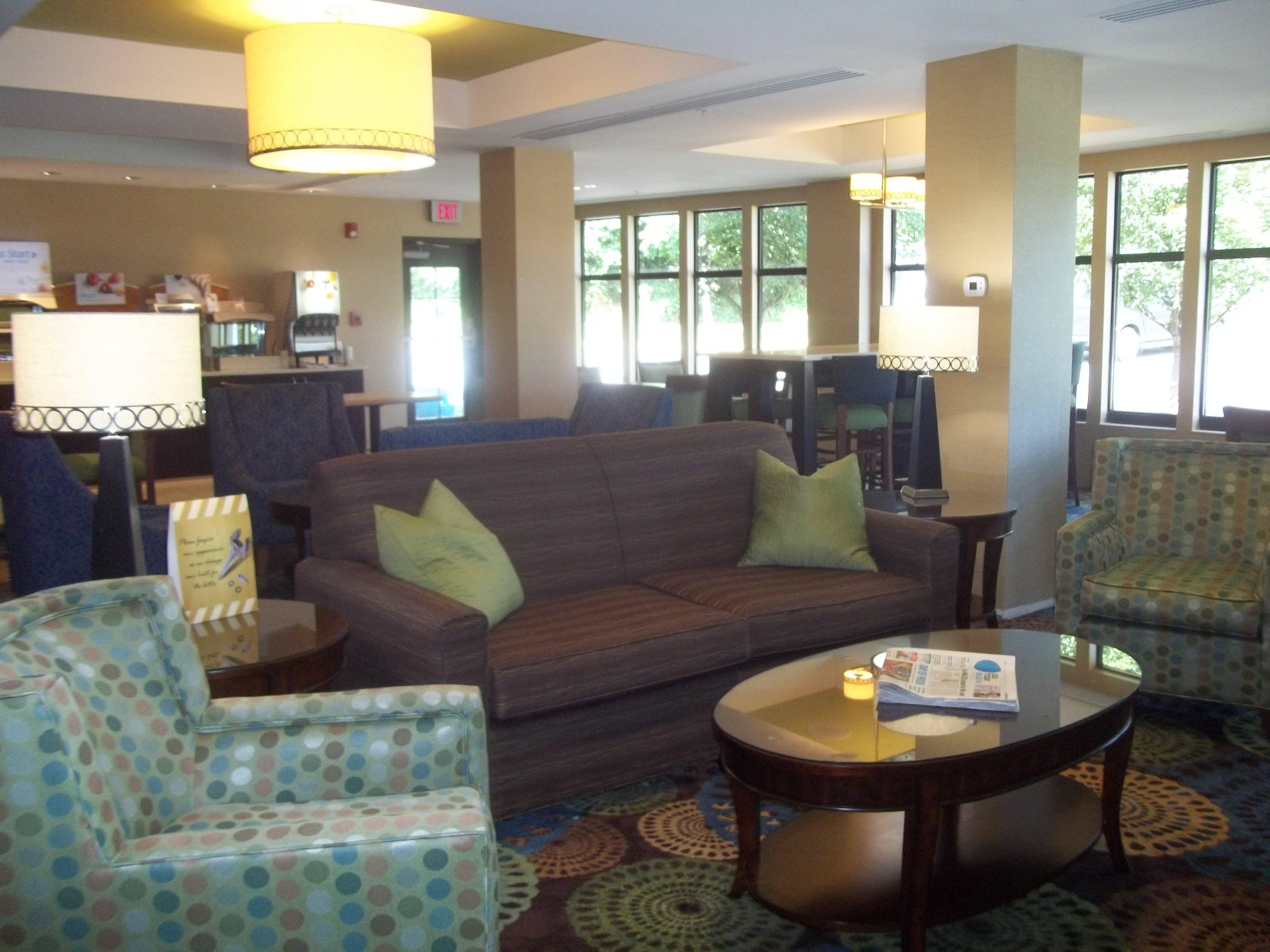 Holiday Inn Express And Suites Winchester By Ihg Exterior photo