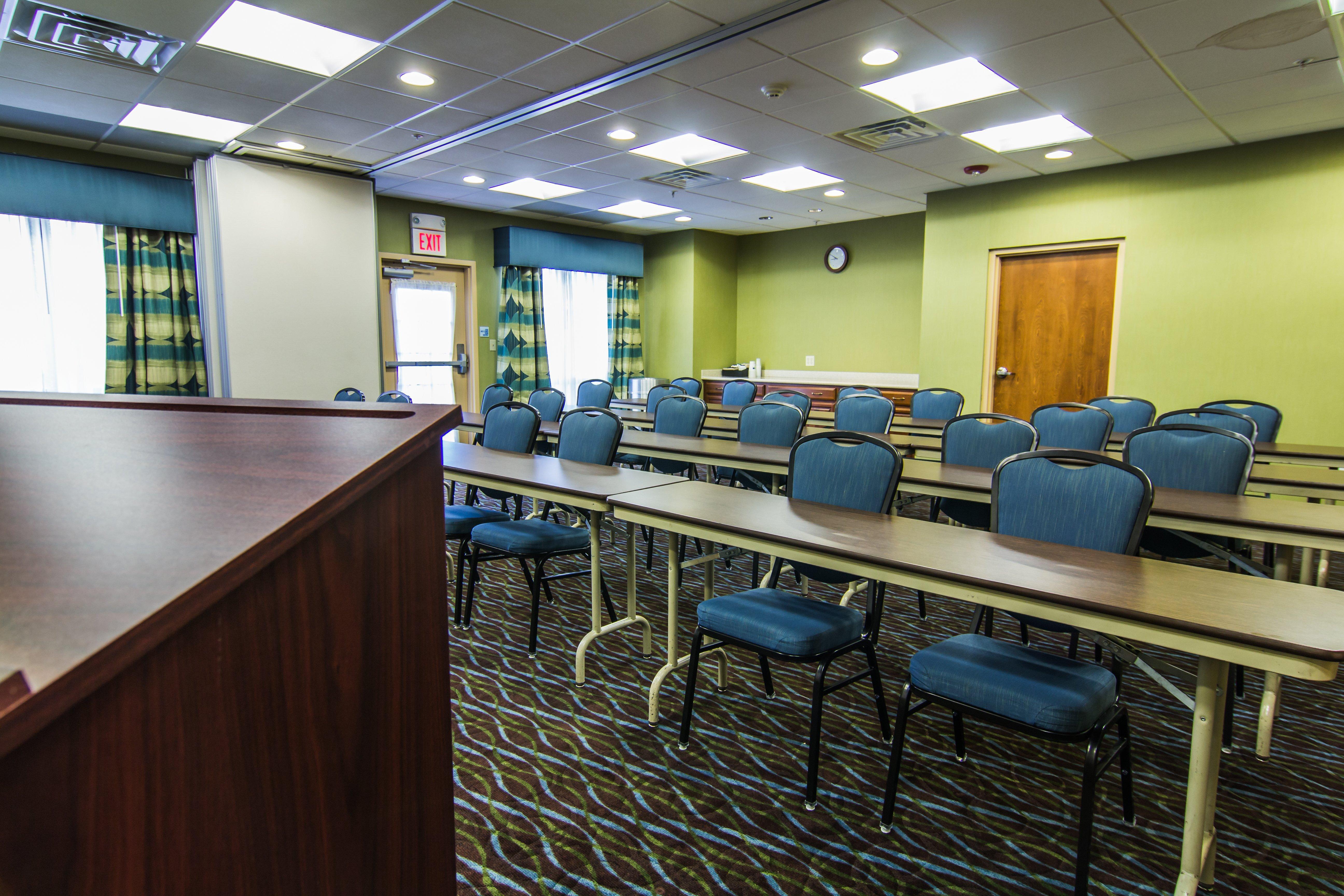 Holiday Inn Express And Suites Winchester By Ihg Exterior photo