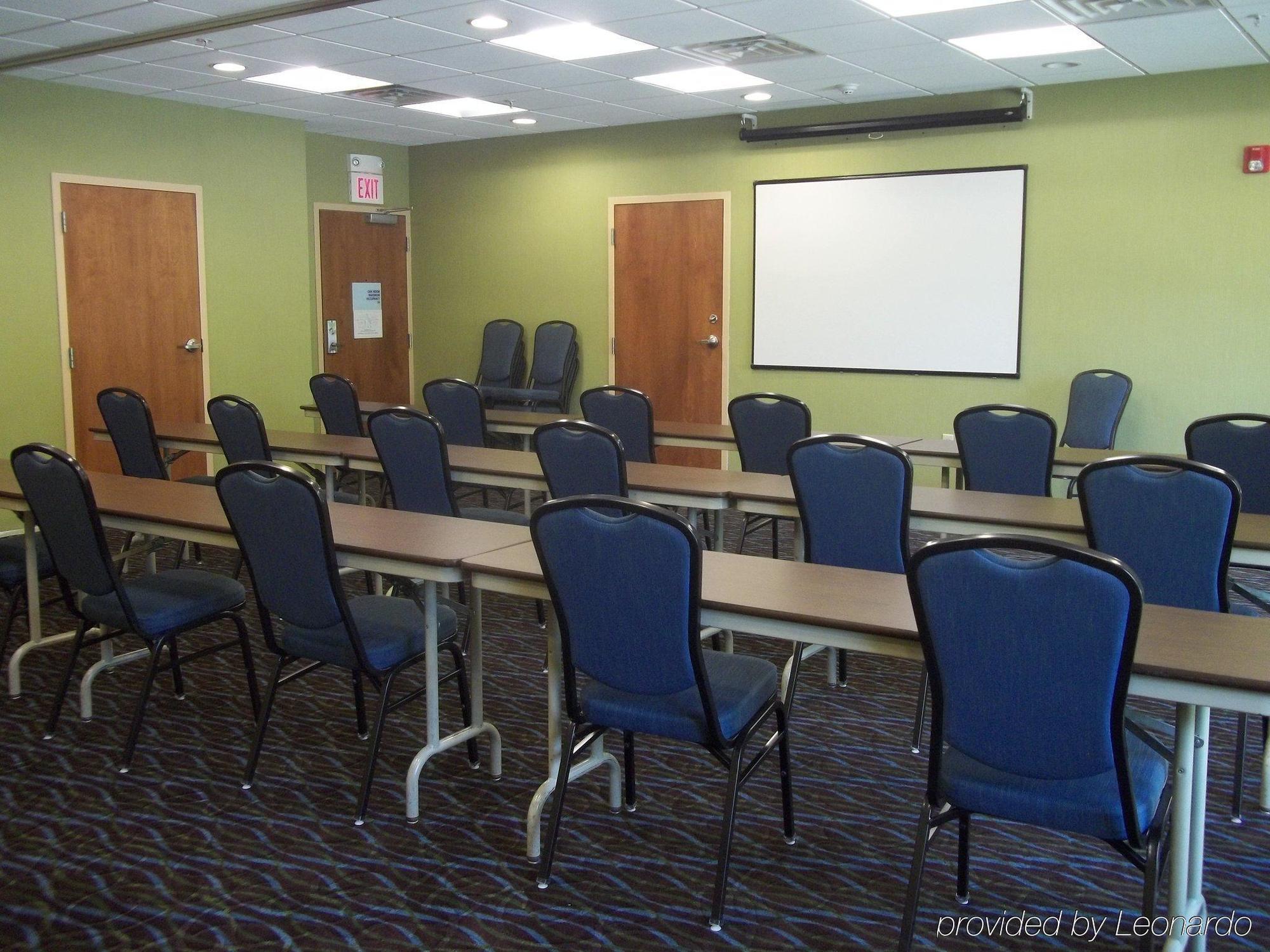 Holiday Inn Express And Suites Winchester By Ihg Exterior photo