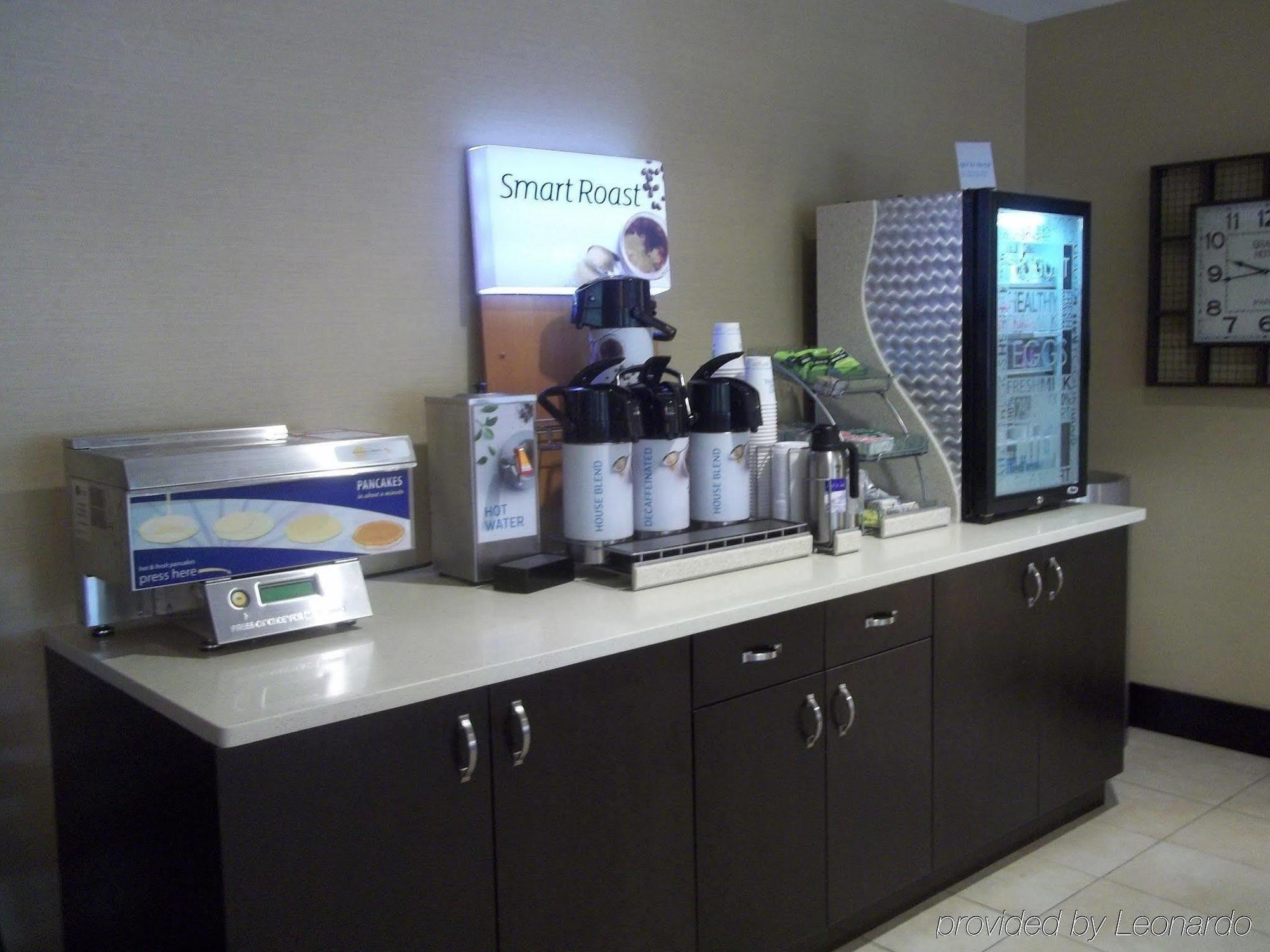 Holiday Inn Express And Suites Winchester By Ihg Exterior photo